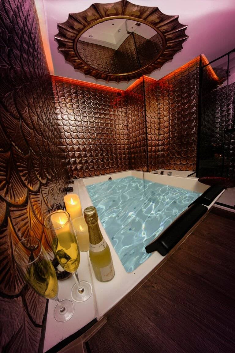 Lyxig jacuzziritual – Tantra Fuengirola Tantric Massages